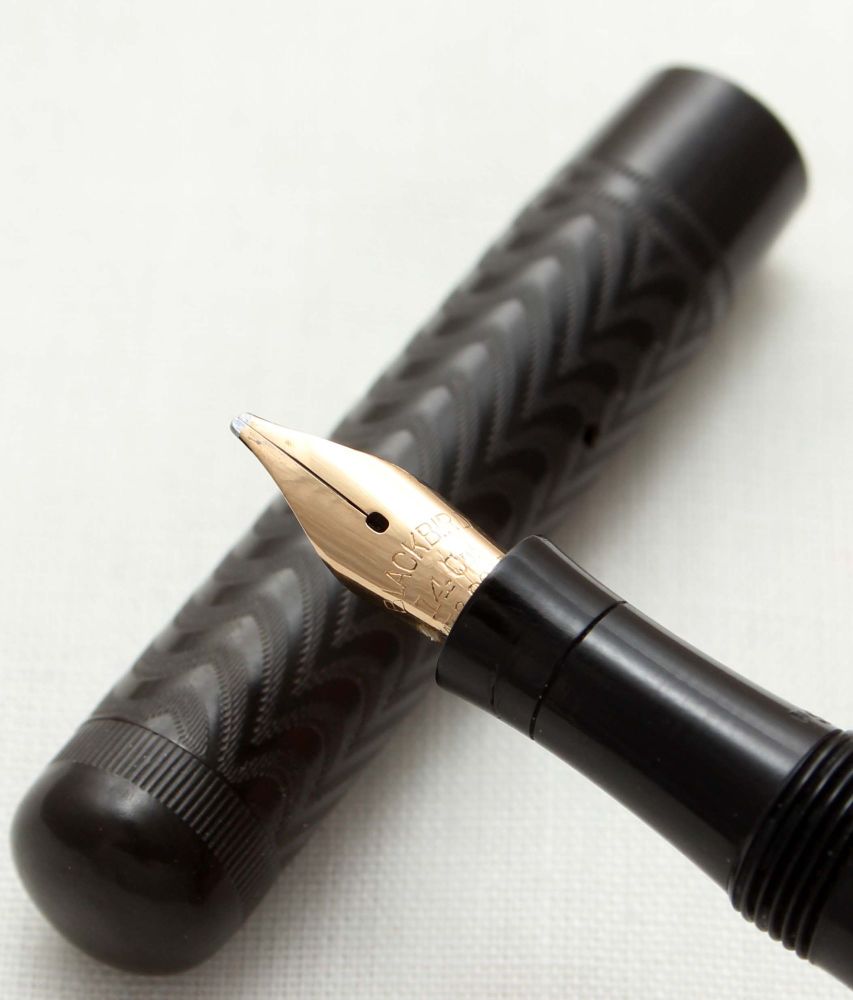 9520  Superb Early Swan (Mabie Todd) SF1 Fountain Pen in Black Chased Hard 