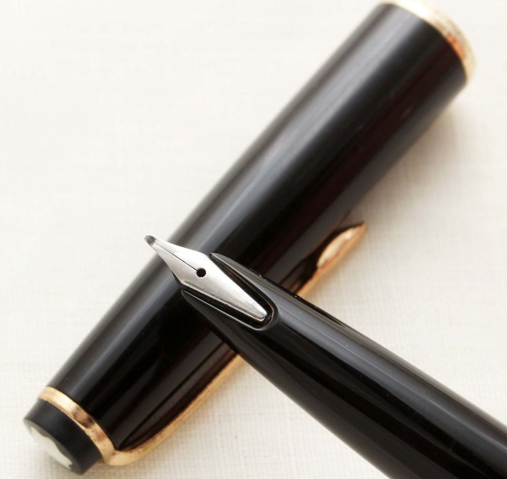 9592 Montblanc No.31 Cartridge / Converter filling Fountain Pen in Classic 