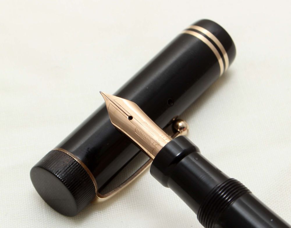 9490 Parker Duofold Senior Fountain Pen in Classic Black, c1925. Fine FIVE 