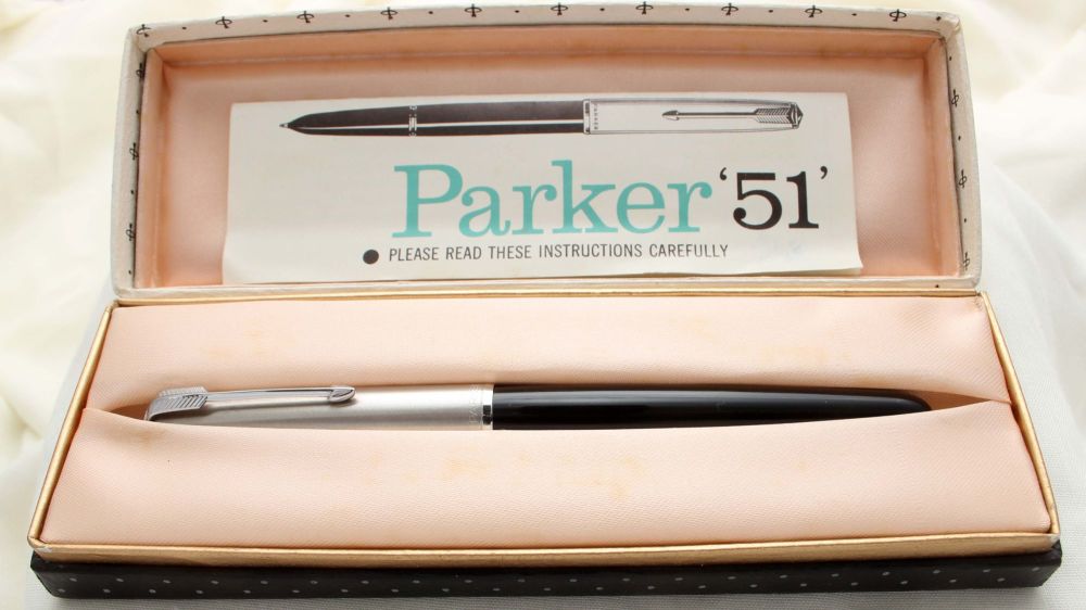 9758 Parker 51 Aerometric in Black with a lustraloy cap. Smooth Extra Fine 