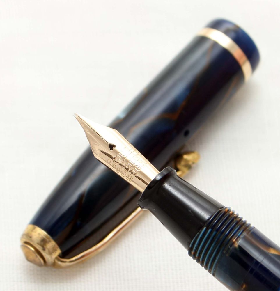 9941 Conway Stewart Dinkie No.550 in Blue Marble - Smooth Fine Italic FIVE 