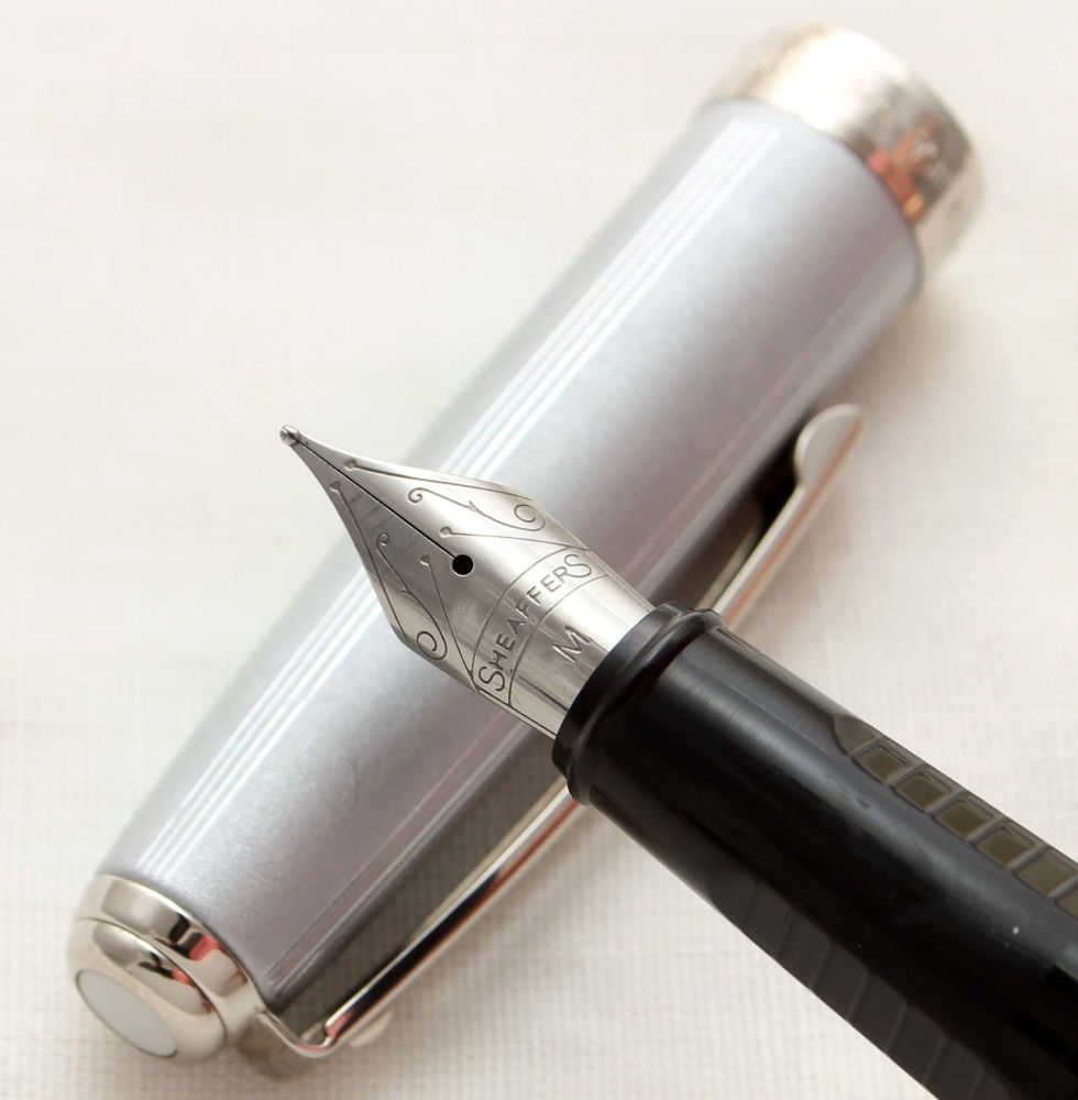 9981 Sheaffer Prelude in Frosted Steel with Chrome Trim. Smooth Medium Nib.