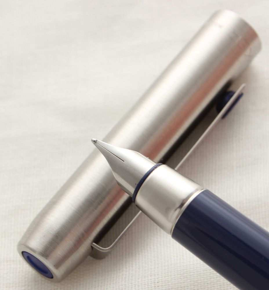 3011 Parker 25 Fountain Pen in Brushed Stainless Steel, Blue Trim. Fine sid
