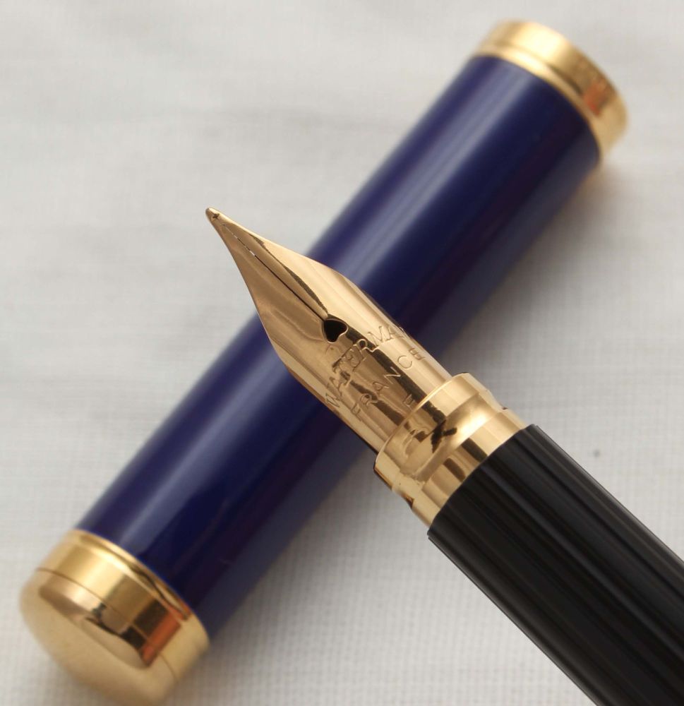 3056 Watermans Lady Charlotte Fountain Pen in Blue Lacquer, Smooth Medium N