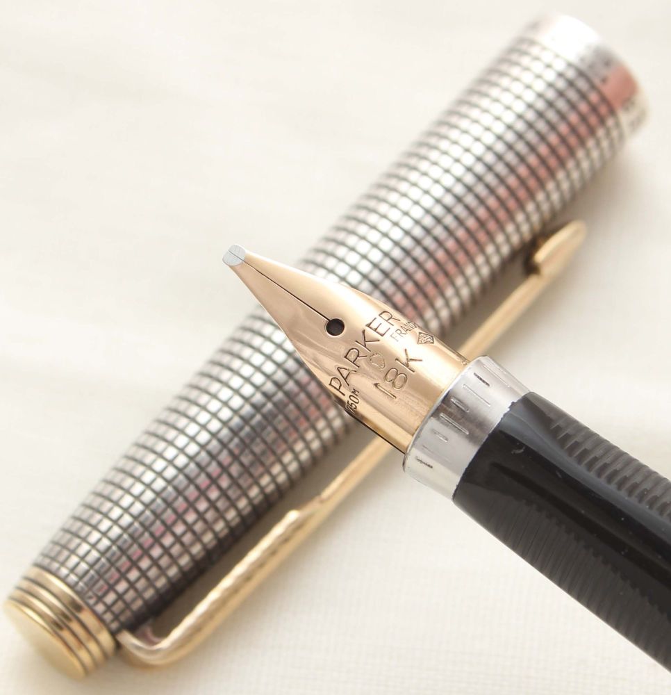 3126 Parker 75 in Sterling Silver Cisele, Smooth Broad Italic FIVE STAR Nib