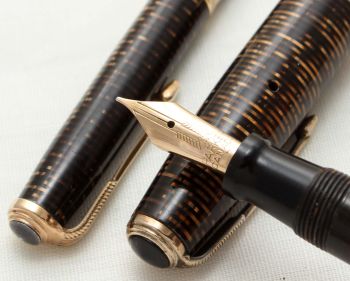 3130 Parker Vacumatic Major Fountain Pen and Pencil set in Golden Pearl, Medium Semi Flex FIVE STAR Nib. 