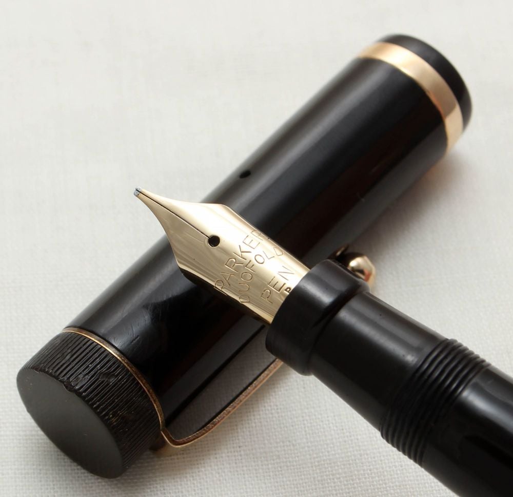 3185 Parker Duofold Senior Lucky Curve Fountain Pen in Black, c1928. Medium