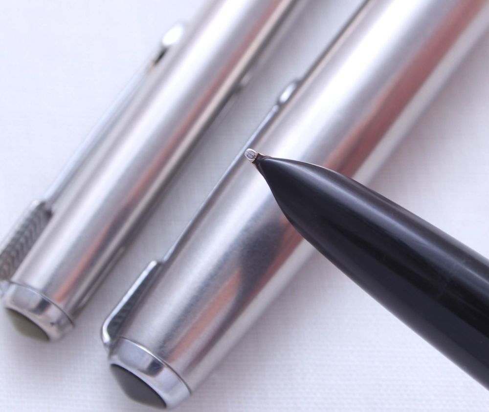 3246 Parker 51 Double Set in Classic Black with Lustraloy caps. Medium FIVE