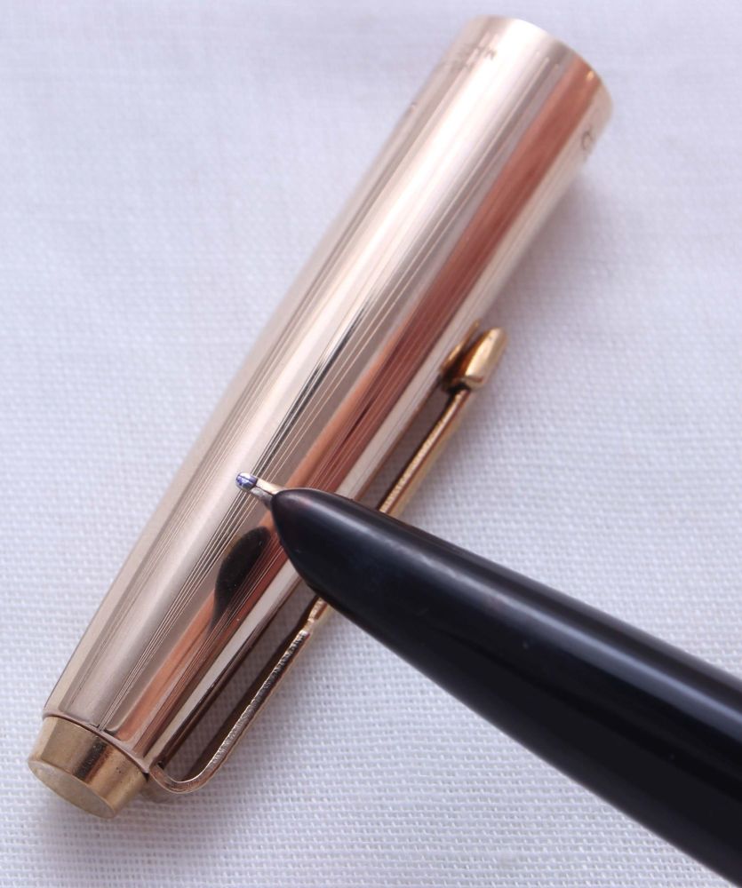 3285 Parker Duofold Lady in Rolled Gold, c1965. Smooth Medium FIVE STAR Nib
