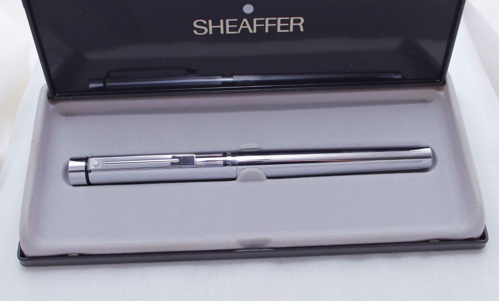 3352 Sheaffer Targa 1000 Fountain Pen in Polished Chrome. Fine FIVE STAR Ni