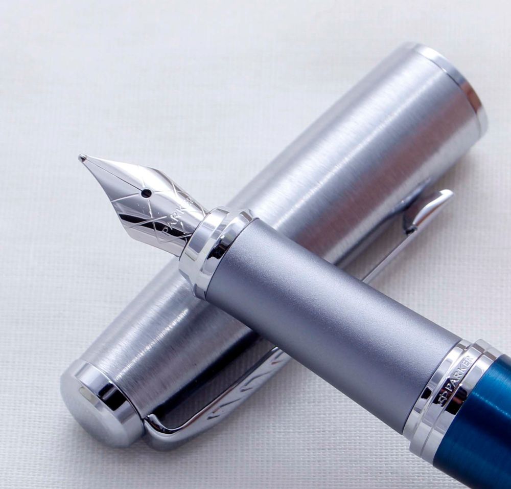 3394 Parker Urban Premium Fountain Pen in Dark Blue with Chrome trim.  Medi