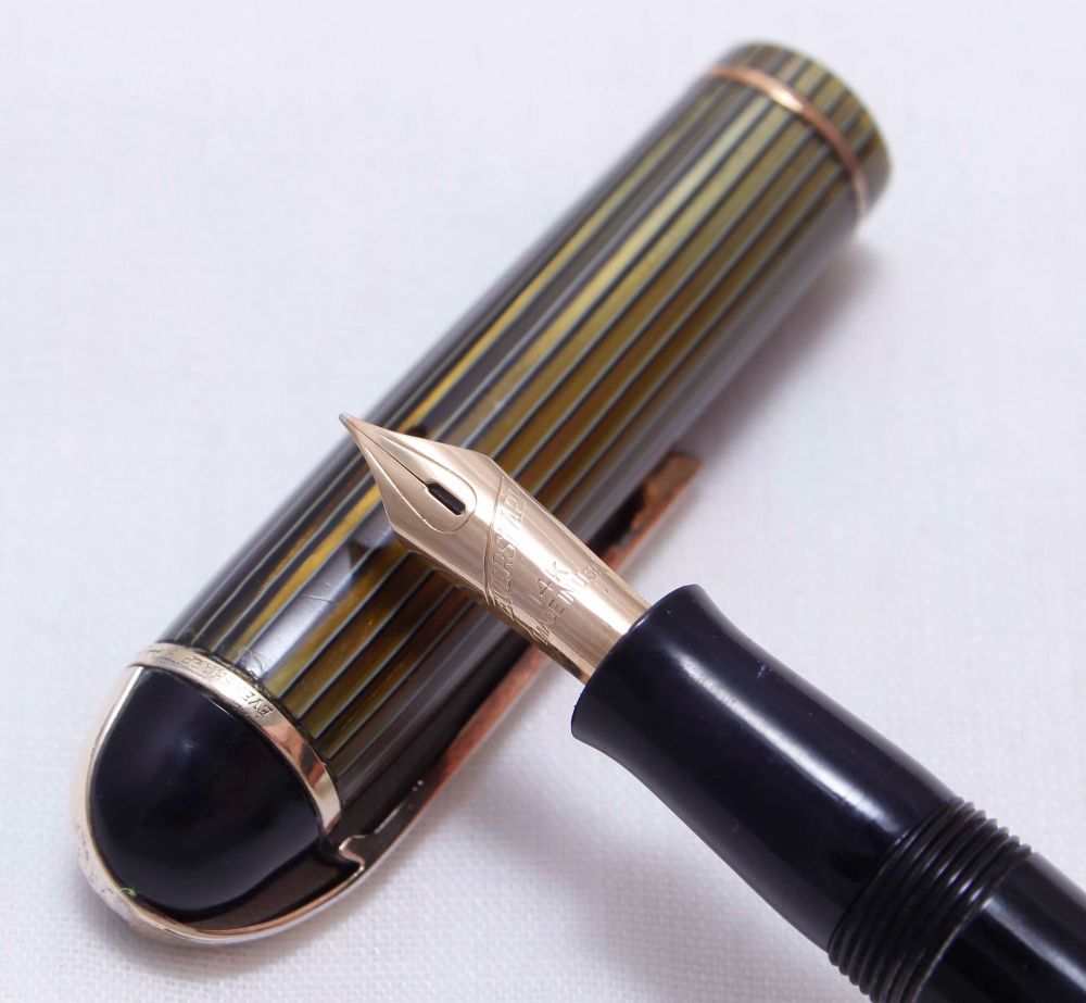 3504 Eversharp Skyline Fountain Pen in Green, Black and Blue. Extra Fine Ni