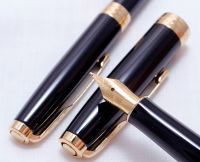 3537 Parker Sonnet Fountain Pen and Ball Pen Set in Black Laque. Medium FIVE STAR Nib.