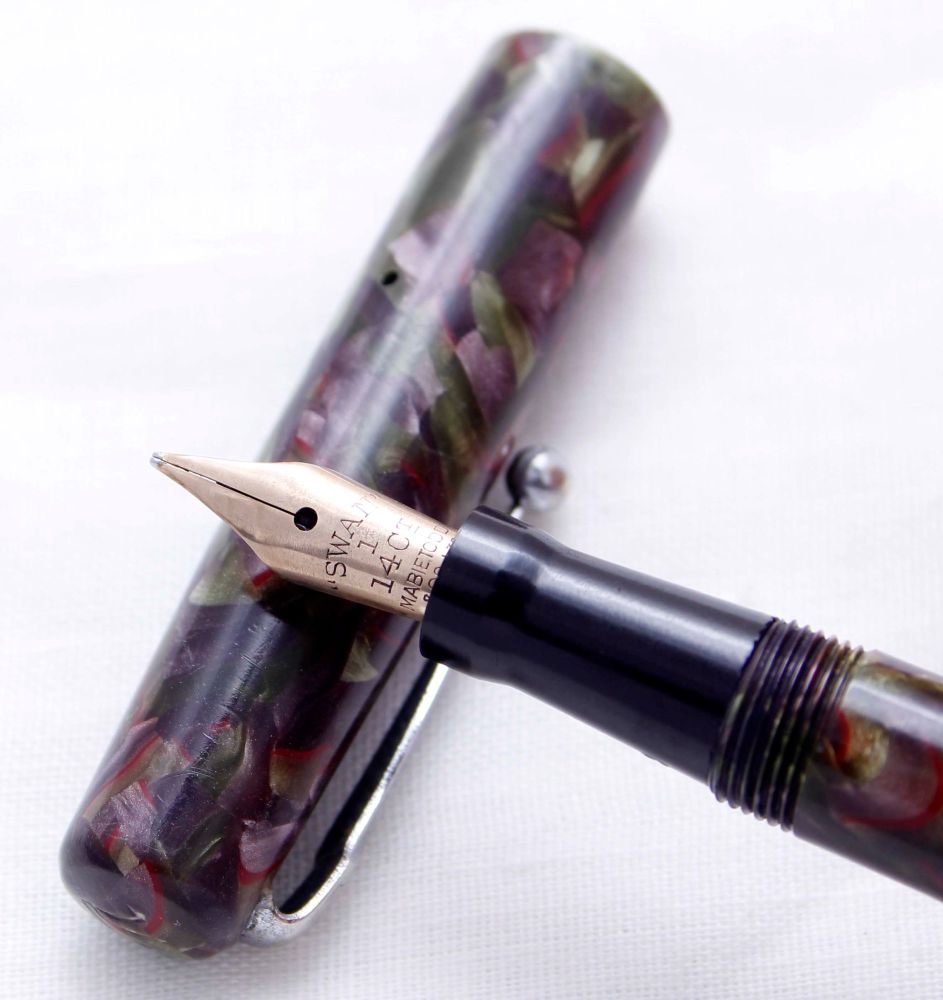 3682. Superb Early Swan (Mabie Todd) SM100/59 Self Filling Fountain Pen in 