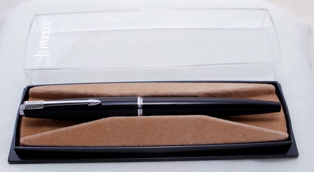 3798 Parker 45 CT in Black. Fantastic Medium FIVE STAR Nib. Boxed