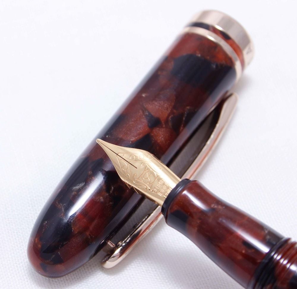 3799 Moonman M100 Fountain Pen in Brown Marble. Smooth Fine FIVE STAR Nib. 