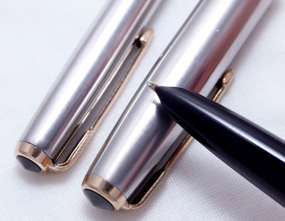 3856 Parker 51 Double Set in Classic Black with Lustraloy caps. Fabulous Br