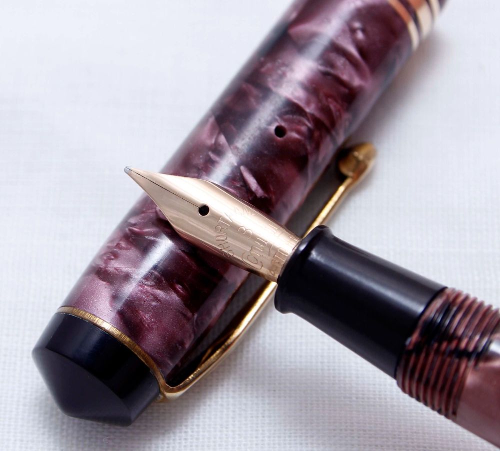 3915 Conway Stewart No.388 in Lilac Marble. Medium FIVE STAR Nib.