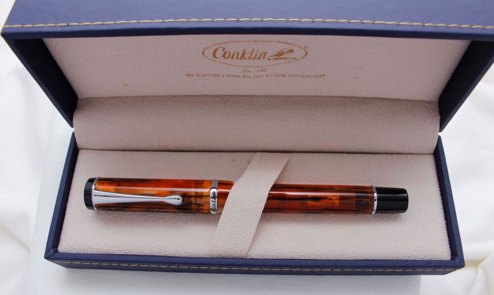 3927 Conklin Duragraph Fountain Pen in Crescent Filler in Amber. Broad Stub