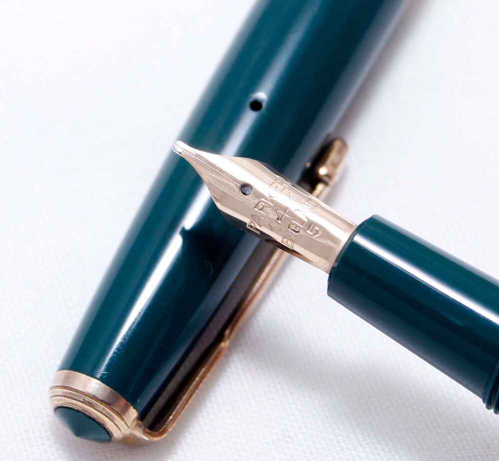 4048 Parker Duofold Slimfold in Green, Smooth Broad FIVE STAR Nib.