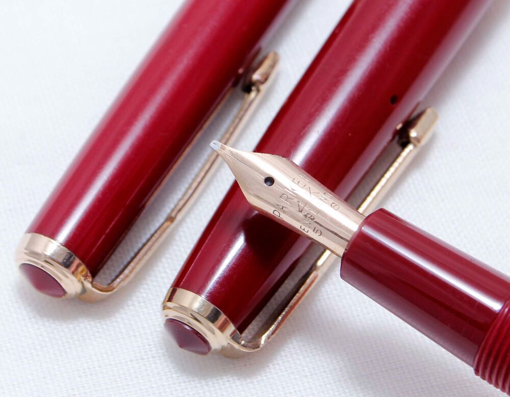 4056 Parker Duofold Slimfold Set in Burgundy, Smooth Medium FIVE STAR Nib.