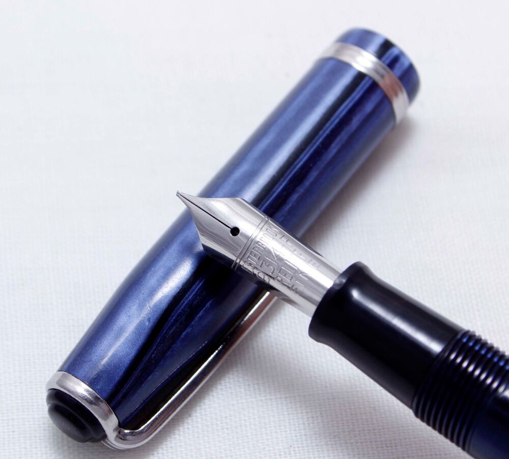 4068 Esterbrook LJ Fountain Pen in Blue Marble. Fabulous Fine Oblique Itali