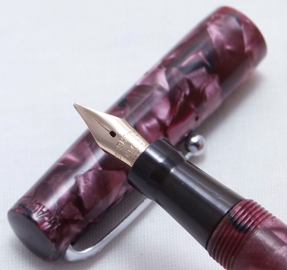 4185 Blackbird (Mabie Todd) 5244 Self Filling Fountain Pen in Burgundy Marb