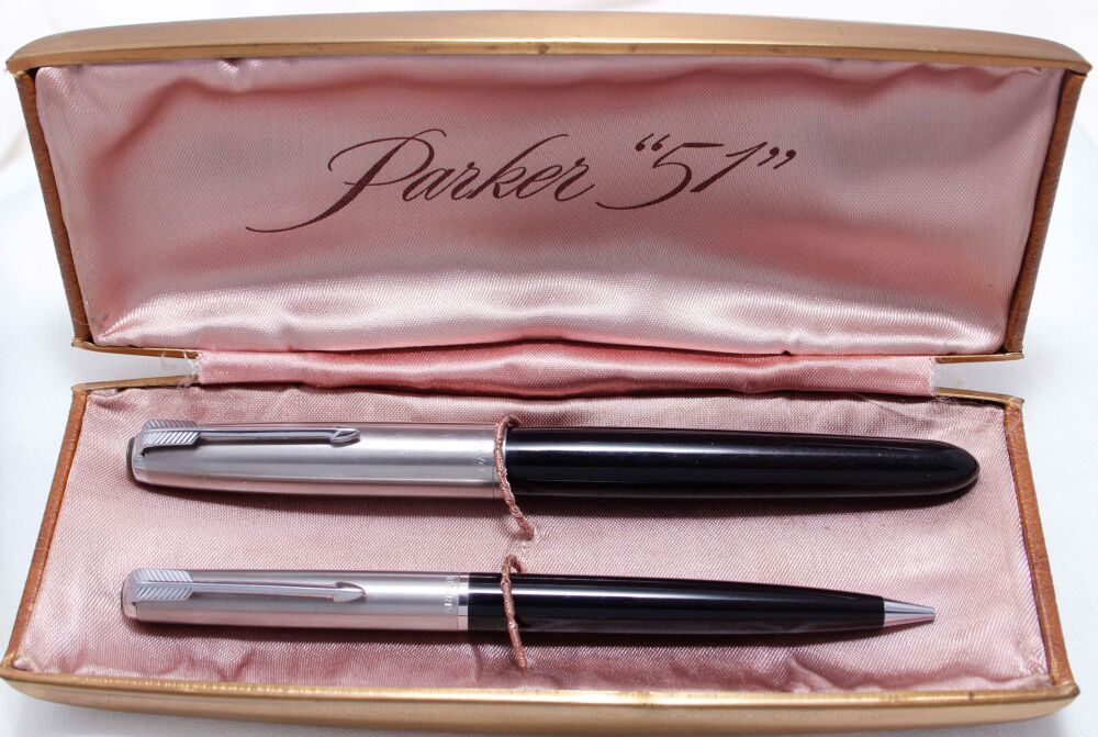 4196 Parker 51 Double Set in Classic Black with Frosted Lustraloy caps. Min