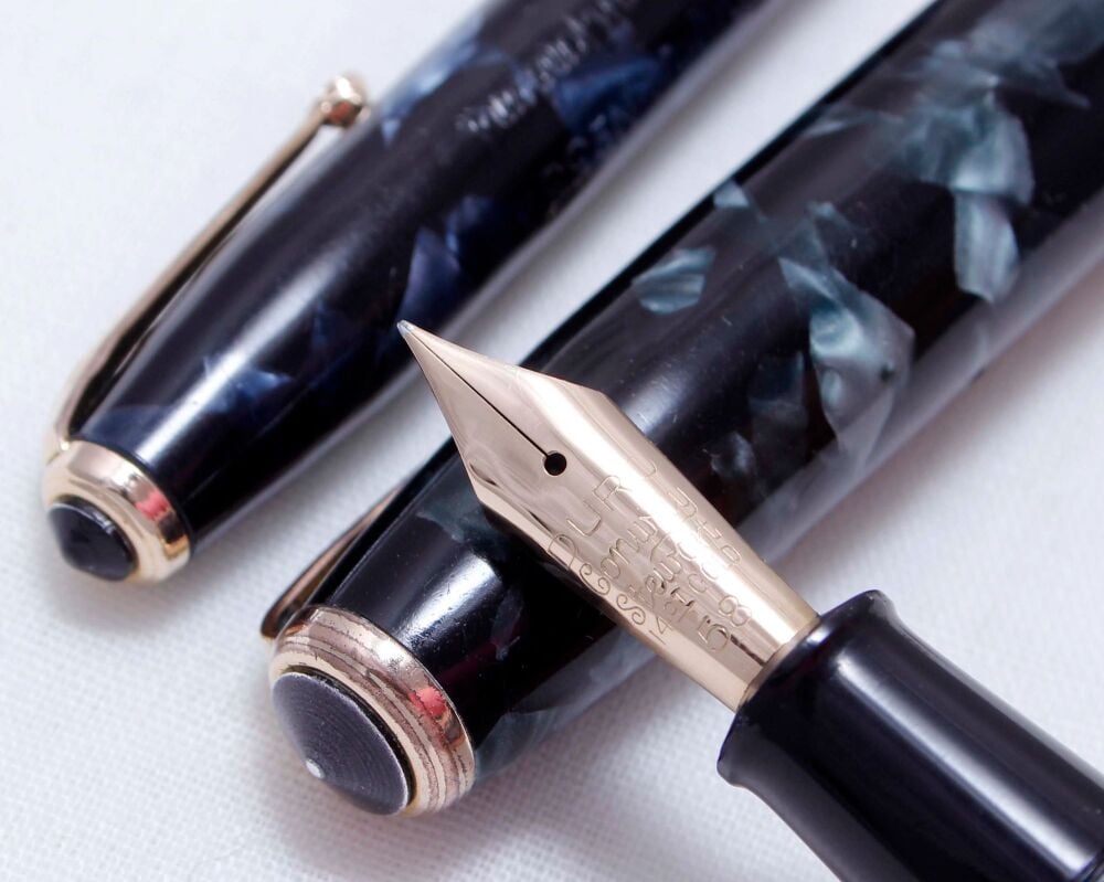 4258 Conway Stewart No.58 Fountain Pen and Pencil in Blue Marble. Smooth Fine FIVE STAR Nib.