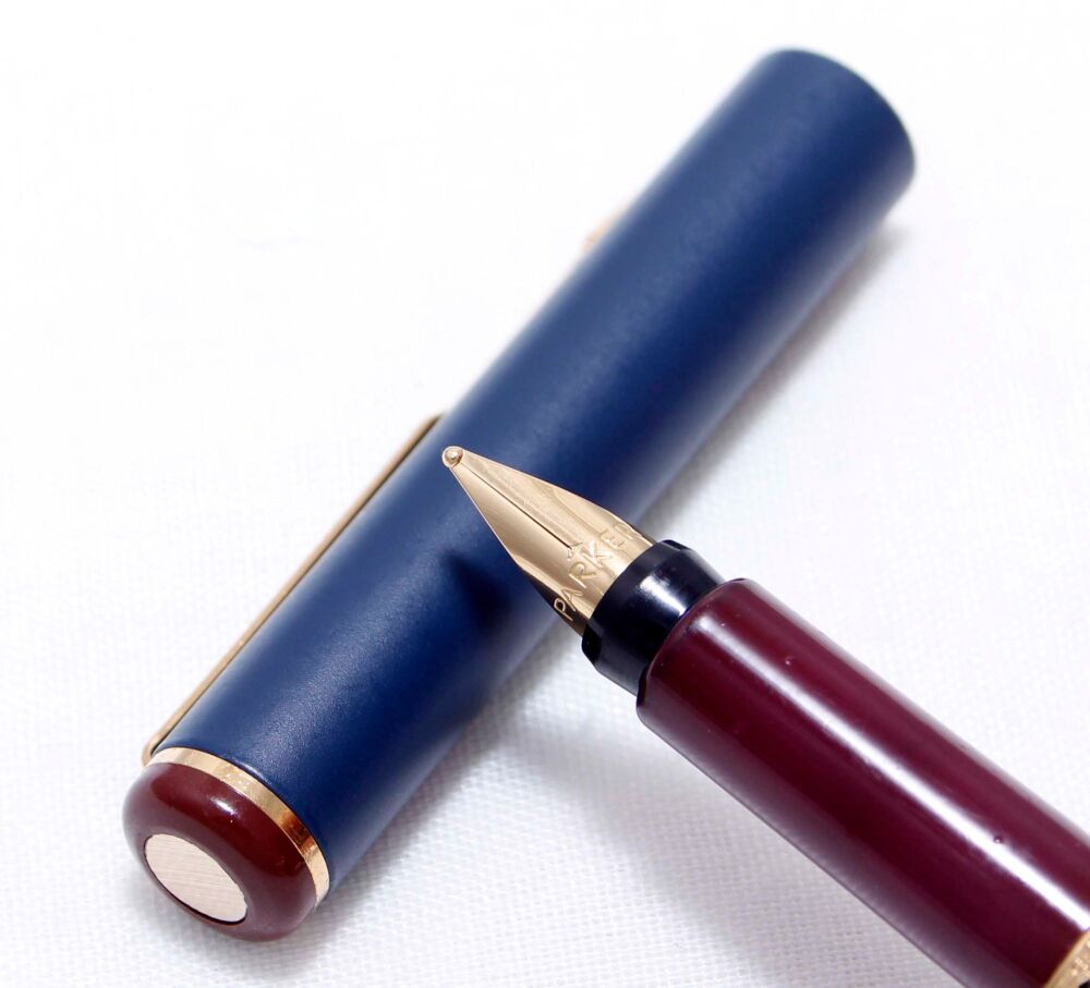 4306 Parker 88 Fountain Pen in Matt Blue. Medium Nib. Mint.