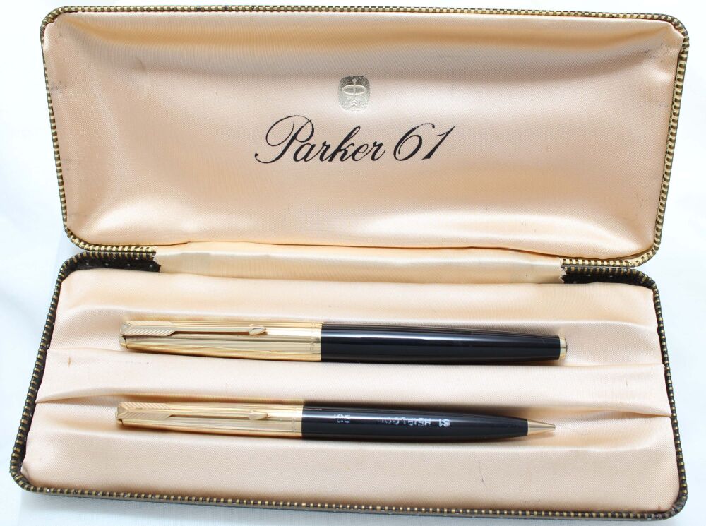 4354 Parker 61 Heirloom double set in Black. Smooth Fine Italic FIVE STAR Nib. Mint with chalk marks. Boxed.