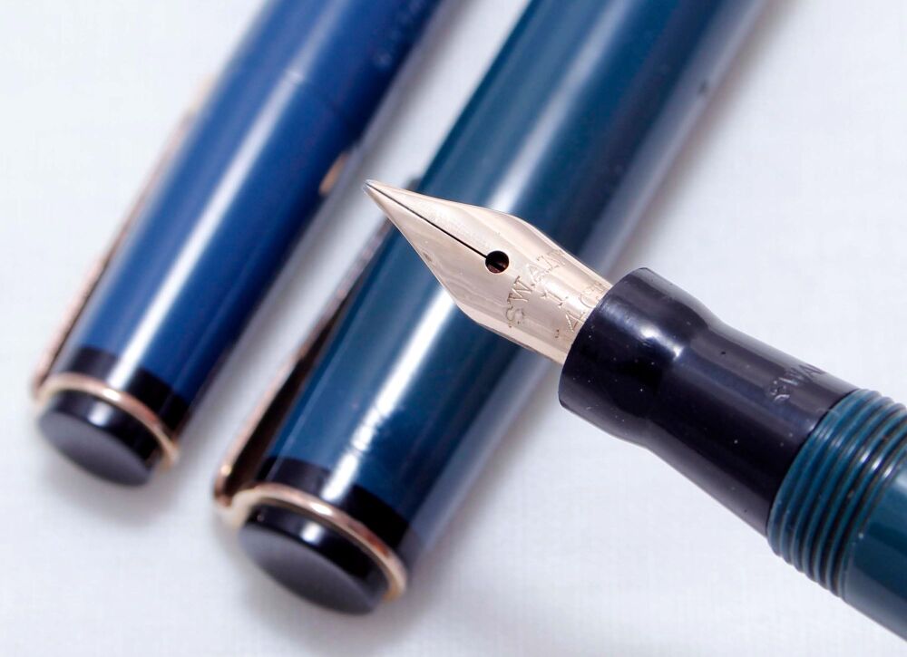 4364 Swan (Mabie Todd) Self Filling Fountain Pen and Propelling Pencil Set in Blue. Fabulous Fine Megaflex FIVE STAR Nib.