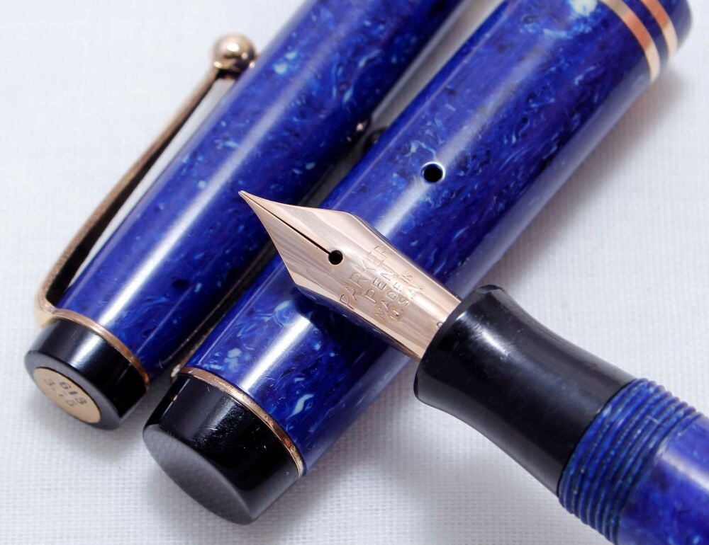 4391 Parker Duofold Special Streamlined Fountain Pen and Pencil in Lapis La