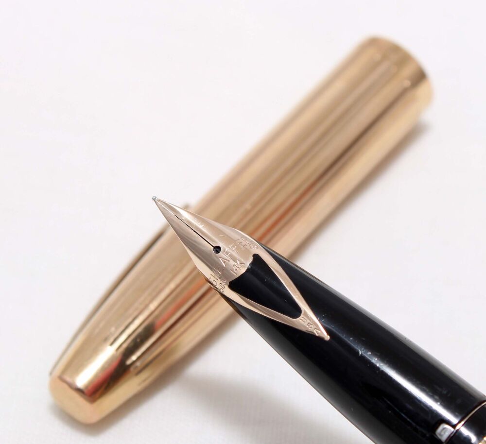 4543 Sheaffer Imperial Rolled Gold Fluted Fountain Pen. Smooth Fine FIVE STAR Nib.