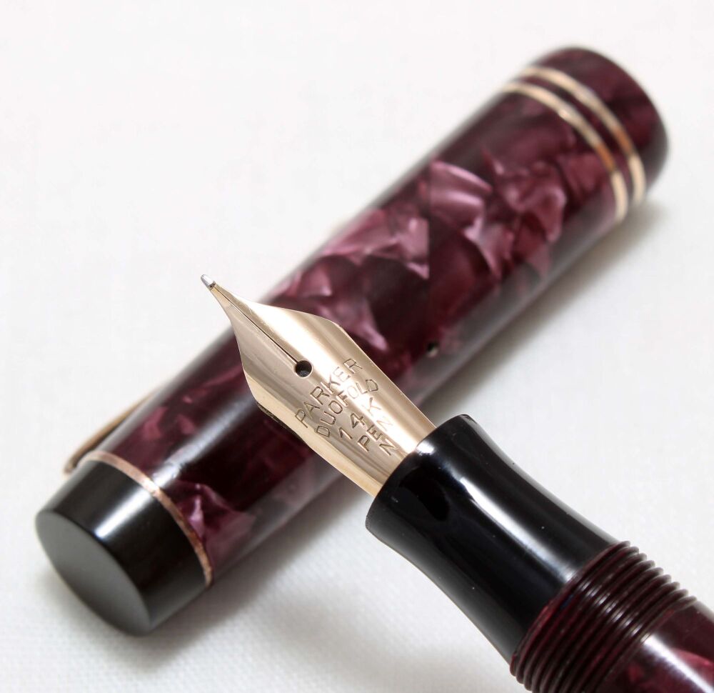 4548 Parker Duofold Junior Streamlined Fountain Pen in Lilac Marble. c1931. Medium FIVE STAR Nib.