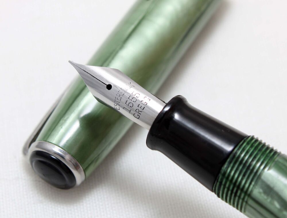 4592 Esterbrook J Fountain Pen in Green Marble. Fabulous Fine Nib.