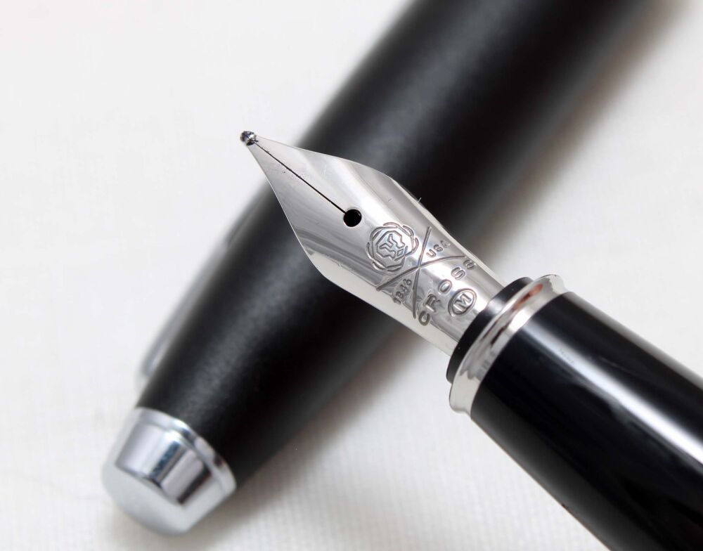 4596 AT Cross 'Calais' Fountain Pen in Matt Black. Medium Nib.
