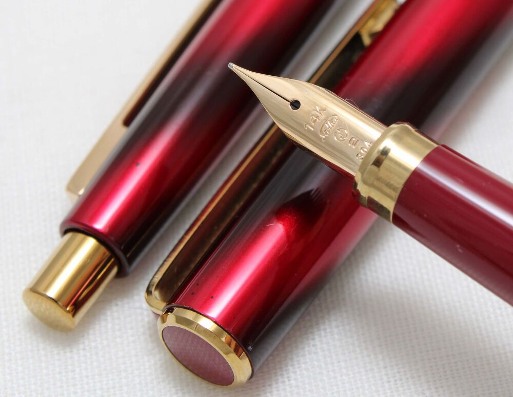 4617 Sailor Fountain Pen and Propelling Pencil in Burgundy and Black stripe