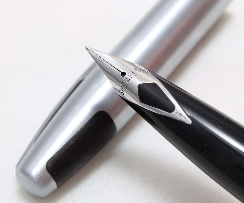4668 Sheaffer Imperial GT Fountain Pen in Brushed Stainless Steel, Smooth F