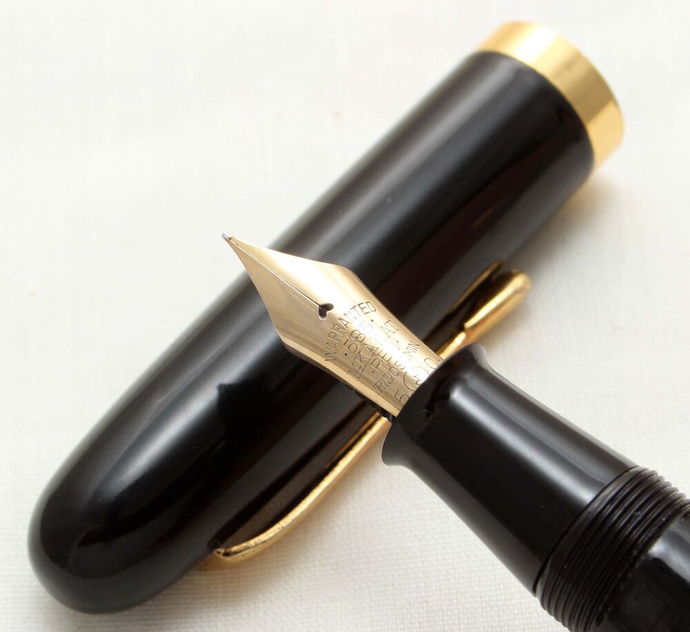 4677 Rare Tsuchida Ban-ei Balance Oversize Eyedropper in Black Urushi. Smooth Fine Semi Flexible FIVE STAR Nib. Mint and Boxed.