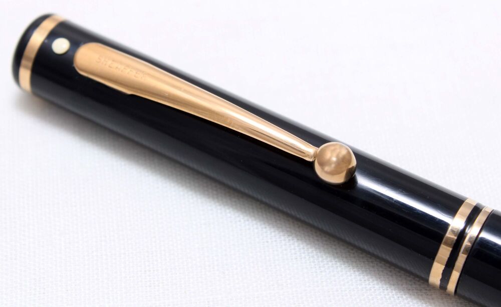 4675 Sheaffer Connaisseur Ball Pen in Black, Mint and unused.