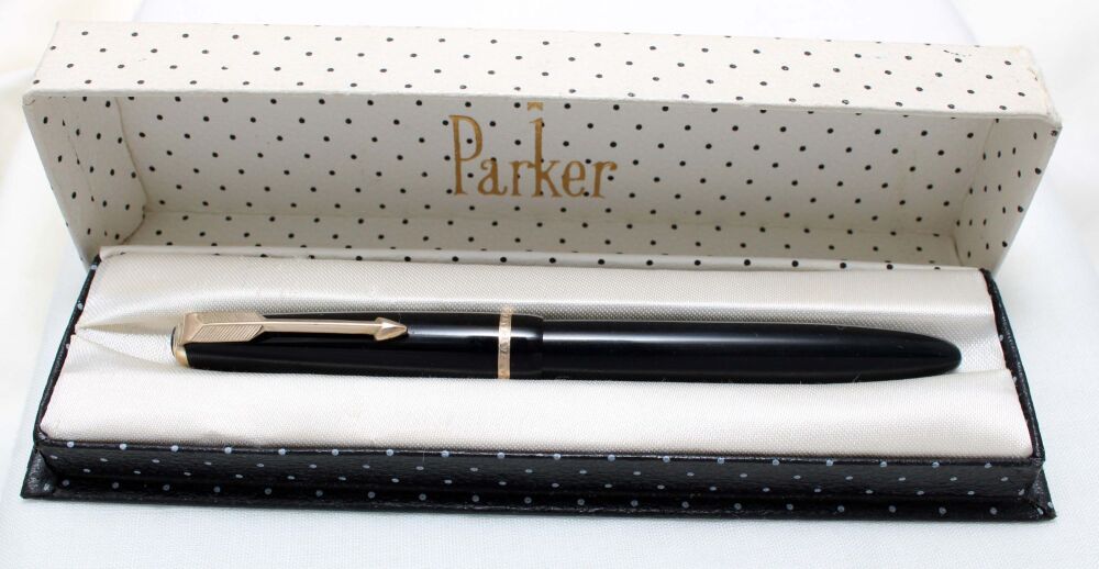 4701 Parker Duofold Slimfold in Black, c1965. Smooth Medium FIVE STAR Nib. 
