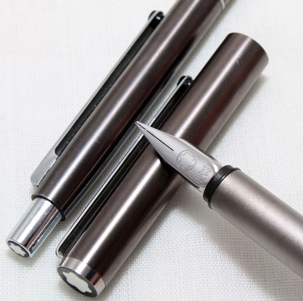 4728 Montblanc Noblesse Fountain Pen and Ball Pen set in Gunmetal. Medium F