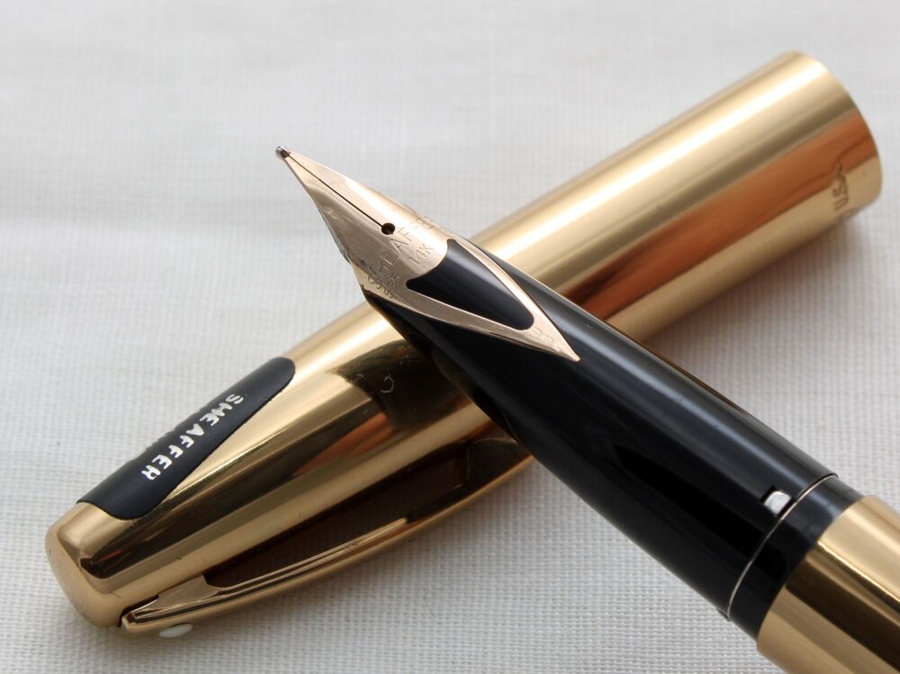 4776 Sheaffer Imperial Brass Fountain Pen. Medium FIVE STAR nib. Mint and B