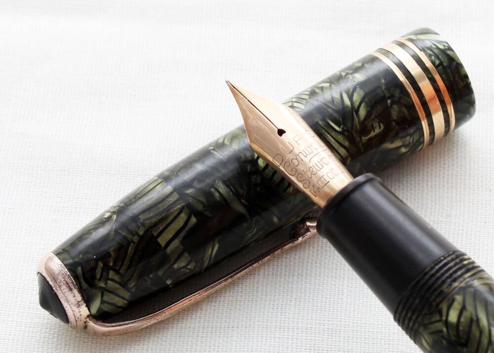 4780 Conway Stewart No.58 in Hatched Green Marble, Extra Fine FIVE STAR Nib