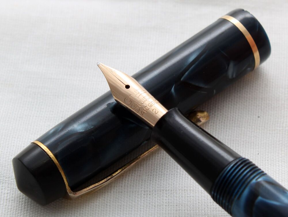 4783 Conway Stewart No.759 in Blue Marble. Fine Flexible FIVE STAR Nib.