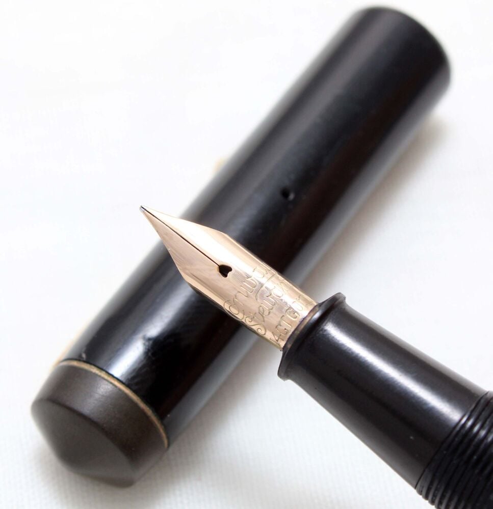 4801 Conway Stewart No.286 Fountain Pen in Classic Black. Fine FIVE STAR Nib.