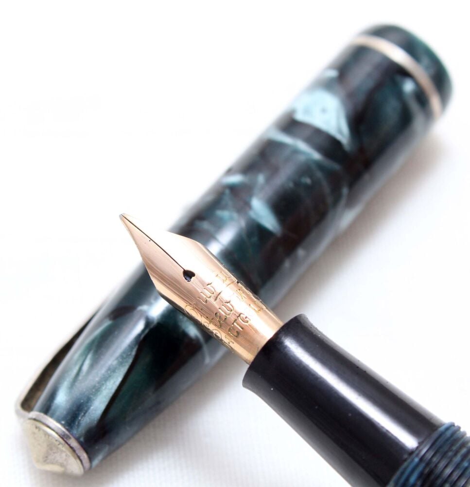 4817 Conway Stewart No.75 in Blue Marble, Medium Italic FIVE STAR Nib.