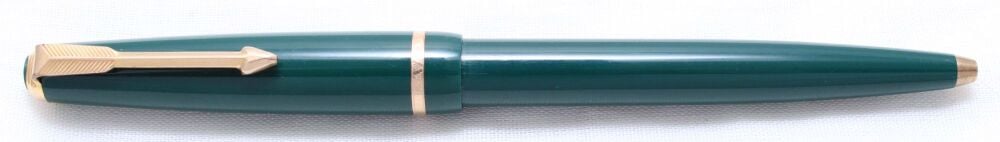 4852 Parker Duofold Ball Pen in Green with Gold filled trim.