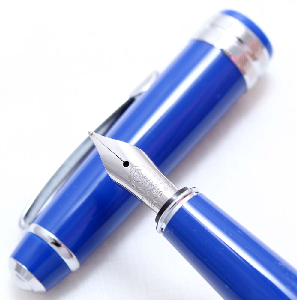 4978 Cross Bailey Light Fountain Pen in Polished Blue Resin. Medium Nib. Brand New and Boxed.